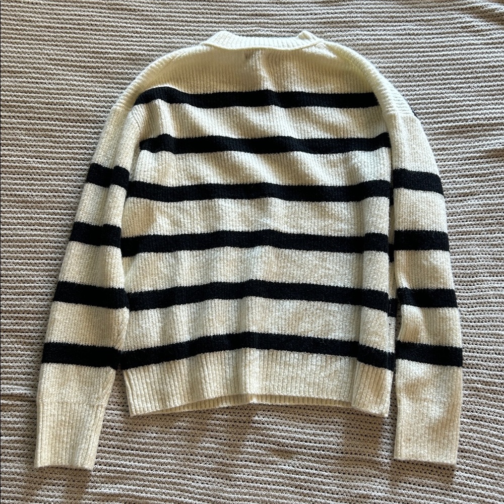 American Eagle Outfitters Black and Cream Striped Sweater - Picture 3 of 3